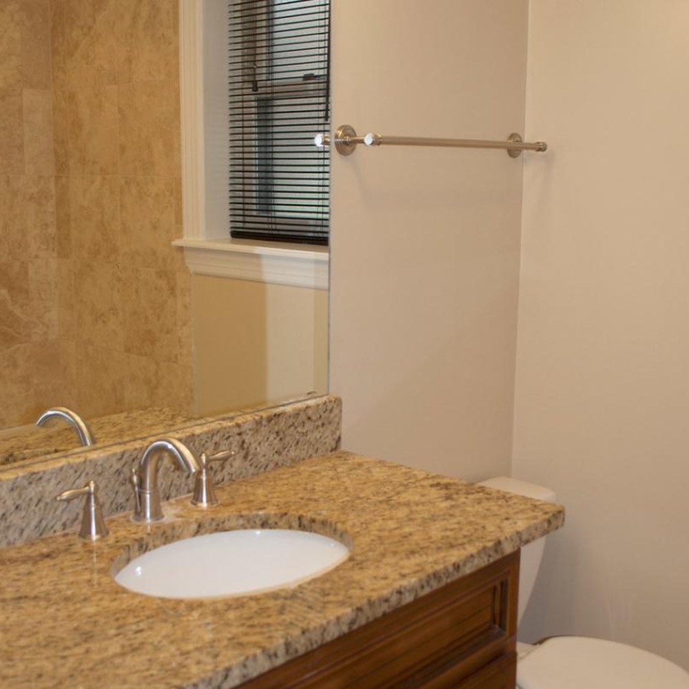 Fresh bathroom with towels